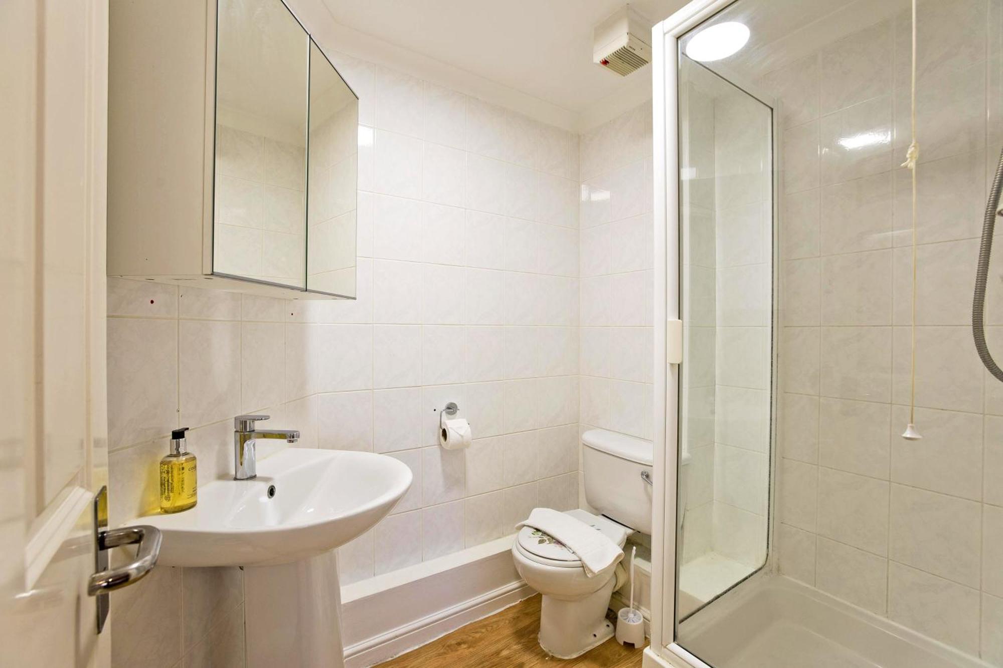 Imperial Meridian Place Apartment Londra Dış mekan fotoğraf