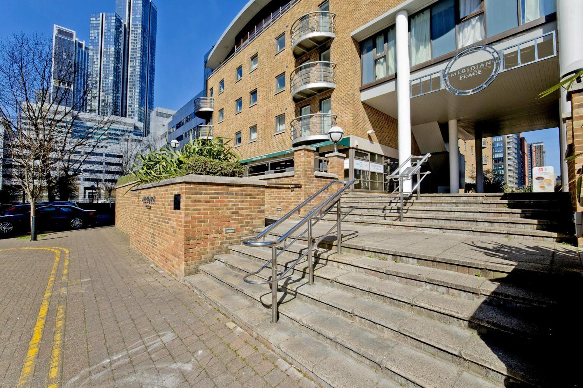 Imperial Meridian Place Apartment Londra Dış mekan fotoğraf